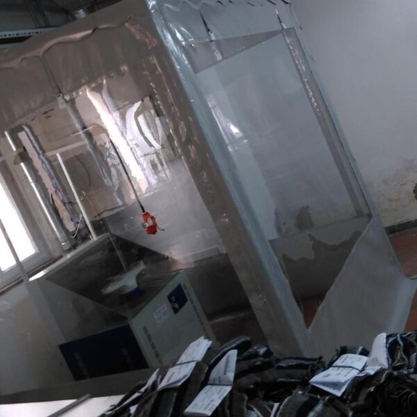 Şeffaf Branda Kapatma 300x300 CM 3 Seffaf Branda Kapatma 300x300 Beyaz